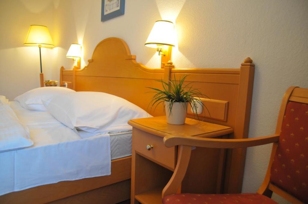 Club Aliga Retro Resort Balatonvilágos Quarto foto